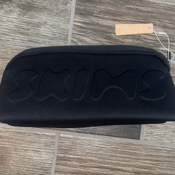 SKIMS Handbags - NWT Skims black bag